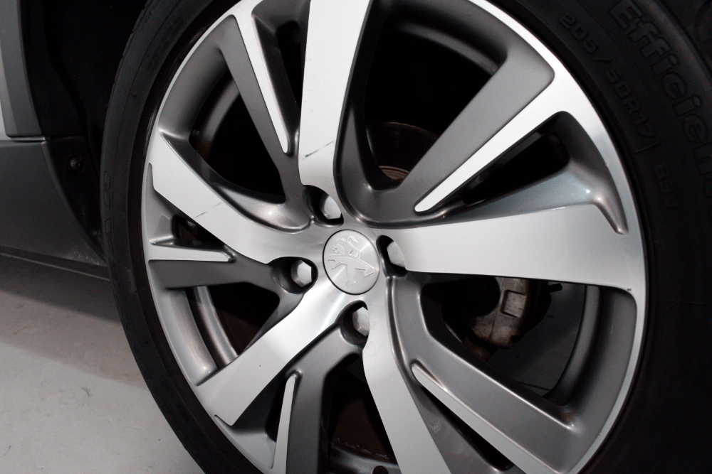 Peugeot 2008 2008  1.5 HDI 100CV ALLURE foto 30