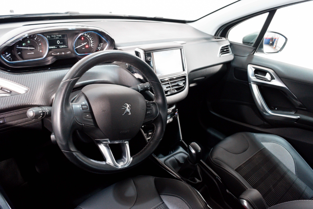 Peugeot 2008 2008  1.5 HDI 100CV ALLURE foto 8