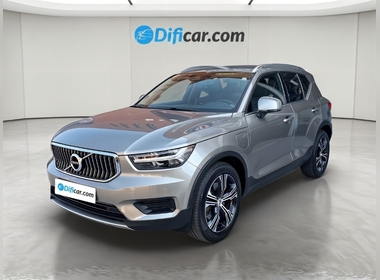 Volvo - XC40