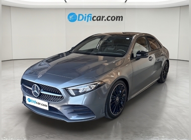Mercedes-Benz - Clase A Sedán